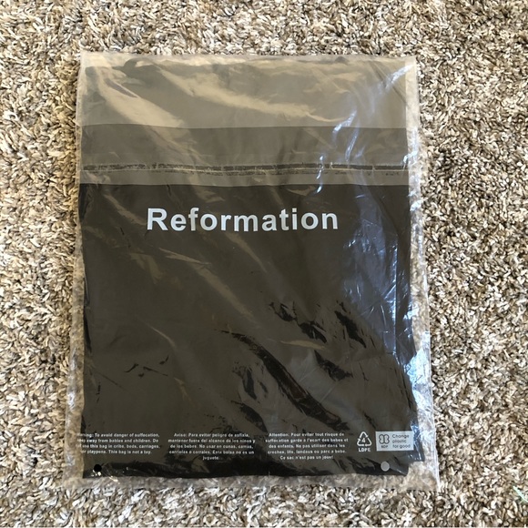 Reformation Beasley Dress - Black - Picture 5 of 7